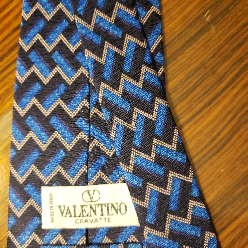 Tie
